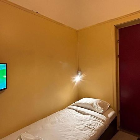 Central Accommodation Budget By Hr Bucareste Exterior foto